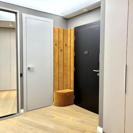 Sky & Luxury * ワルシャワ