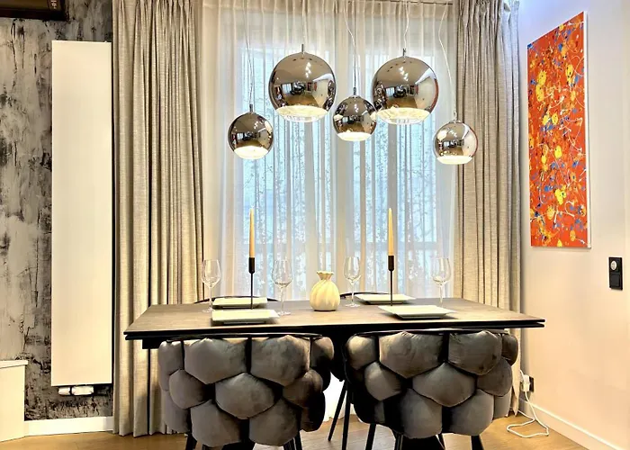 Sky & Luxury アパート *