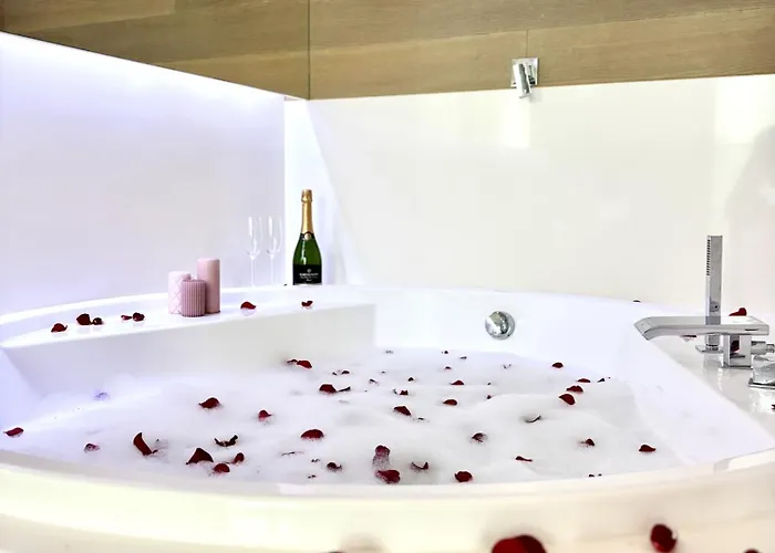 アパート Sky & Luxury ワルシャワ