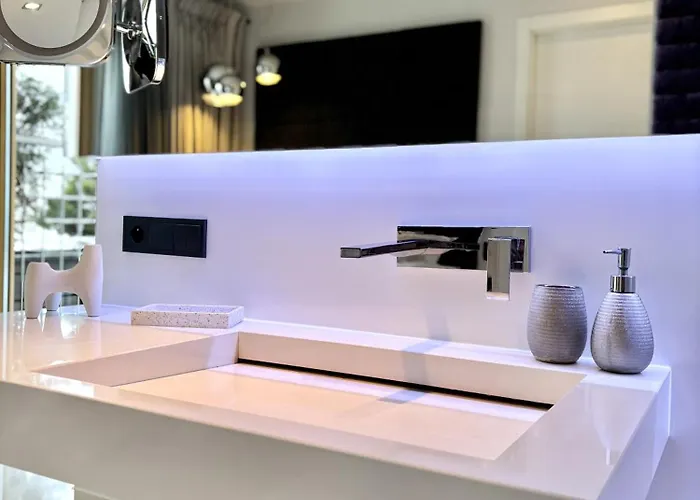 アパート Sky & Luxury ワルシャワ